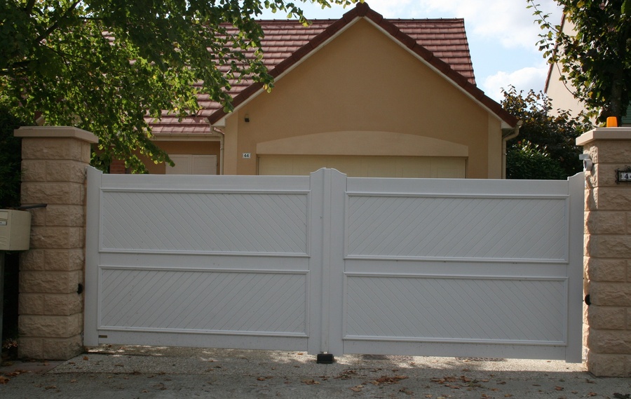 Nos mod&egrave;les de portails PVC &agrave;&nbsp;Paris