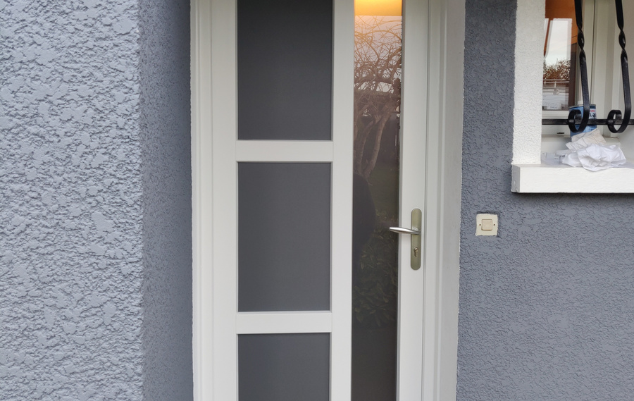 Notre gamme de portes d'entr&eacute;e en PVC CLASSIQUE et PVC CONTEMPORAINE &agrave;&nbsp;Paris